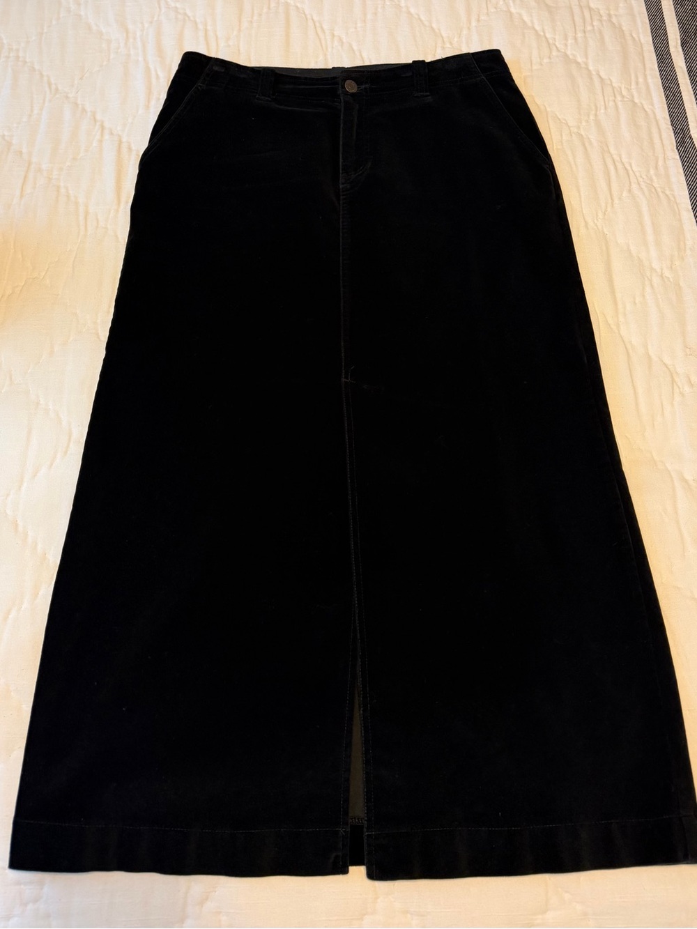 Eddie Bauer Black Maxi Skirt with Front Center Seam
